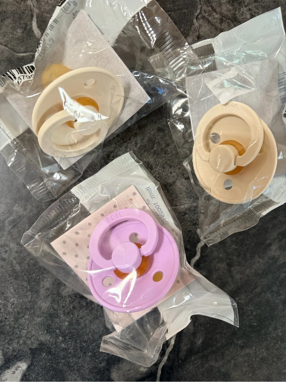 Bibs pacifiers - Picture 2 of 3